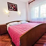 Da Vinko Beach Apartments